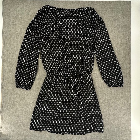 Brand New! Express Dress Black & White Small Neckline Tie Elastic Waist Balloon - Picture 12 of 15